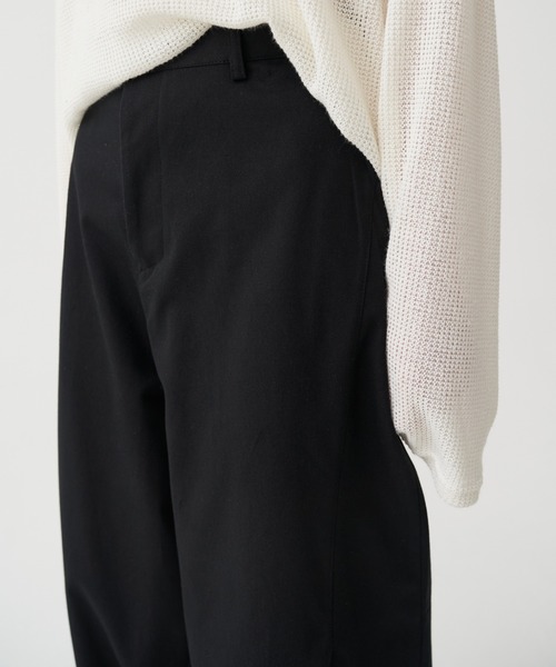 FEKETE(フェケテ)の「FEKETE WIDE CURVE COTTON PANTS(その他パンツ・メンズ・ホワイト/ブラック/ベージュ・SMALL/MEDIUM/LARGE)」の13枚目の写真