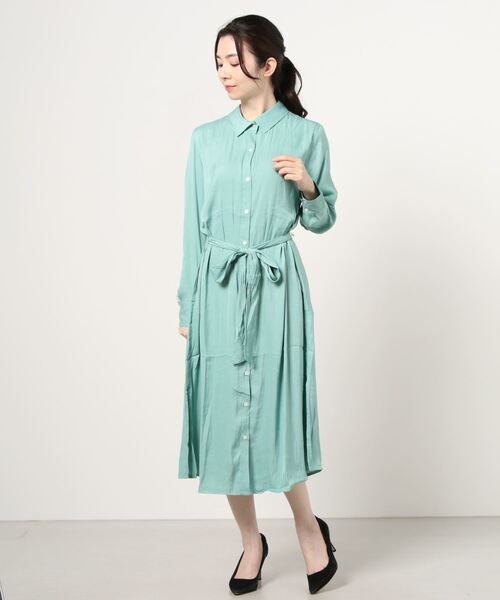 Banana Republic（バナナリパブリック）の「エッセンシャル ミディシャツドレス（シャツワンピース・レディース・ライトブルー/その他・XS/S/M/L）」の6枚目の写真