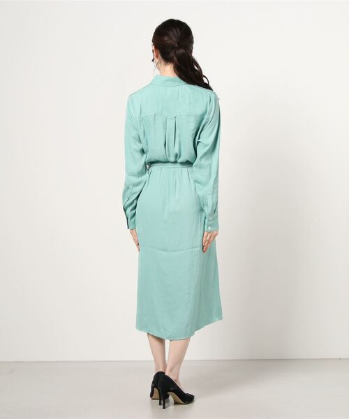 Banana Republic（バナナリパブリック）の「エッセンシャル ミディシャツドレス（シャツワンピース・レディース・ライトブルー/その他・XS/S/M/L）」の9枚目の写真