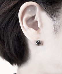 Bizarre ビザール コヨーテシルバーピアス