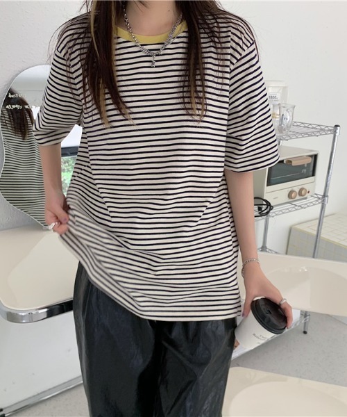 MANGROVE（マングローブ）の「ネックポイントカラーボーダーtee（Tシャツ/カットソー・レディース・ブラック/グレー/レッド/グリーン・FREE）」の20枚目の写真