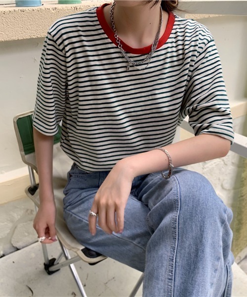 MANGROVE（マングローブ）の「ネックポイントカラーボーダーtee（Tシャツ/カットソー・レディース・ブラック/グレー/レッド/グリーン・FREE）」の10枚目の写真