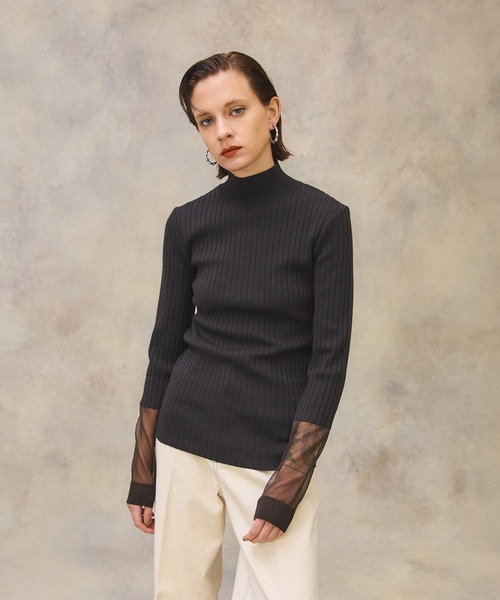 PUBLIC TOKYO（パブリックトウキョウ）の「スリーブシアーリブニット（ニット/セーター・レディース・アイボリー/イエロー/ダークグレー・FREE）」の9枚目の写真