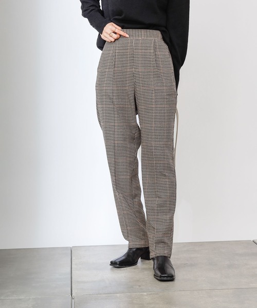 COLONY 2139（コロニートゥーワンスリーナイン）の「TR先染センタープレステーパードパンツ(セットアップ可)（その他パンツ・レディース・ブラウン/グレー・MEDIUM/LARGE）」の20枚目の写真