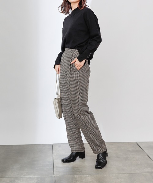 COLONY 2139（コロニートゥーワンスリーナイン）の「TR先染センタープレステーパードパンツ(セットアップ可)（その他パンツ・レディース・ブラウン/グレー・MEDIUM/LARGE）」の17枚目の写真