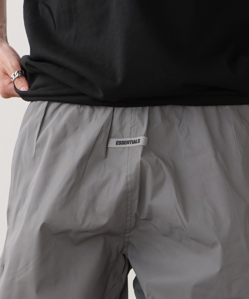 FOG ESSENTIALS（エフオージーエッセンシャルズ）の「FOG ESSENTIALS/エッセンシャルズ FOG TRACK NYLON PANTS / ESSENTIALS ナイロン リフレクターパンツ セットアップ対応（その他パンツ・メンズ・グレー/パープル/ブラック・M/XL/L/S）」の9枚目の写真