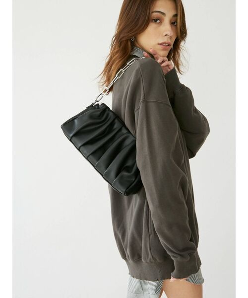 EVRIS（エヴリス）の「タックチェーンショルダーバッグ（ショルダーバッグ・レディース・ブラック/オレンジ/グリーン・FREE）」の12枚目の写真