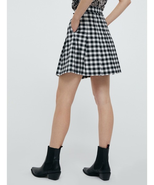 MAX&Co.（マックス アンド コー）の「MAX＆Co. [テルモ] ギンガムチェック ミニスカート（スカート・レディース・ホワイト×ブラック・36/42/38/40）」の6枚目の写真