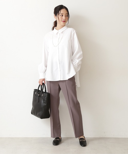 NATURAL BEAUTY BASIC（ナチュラルビューティーベーシック）の「バックプリーツチュニック（シャツ/ブラウス・レディース・ネイビー/オフホワイト・SMALL/MEDIUM）」の3枚目の写真