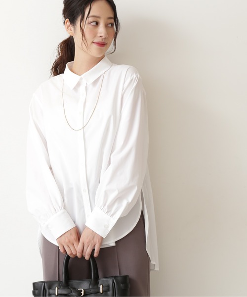 NATURAL BEAUTY BASIC（ナチュラルビューティーベーシック）の「バックプリーツチュニック（シャツ/ブラウス・レディース・ネイビー/オフホワイト・SMALL/MEDIUM）」の5枚目の写真