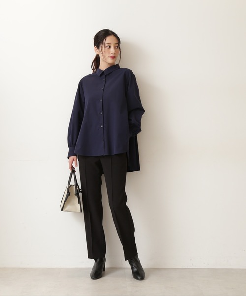 NATURAL BEAUTY BASIC（ナチュラルビューティーベーシック）の「バックプリーツチュニック（シャツ/ブラウス・レディース・ネイビー/オフホワイト・SMALL/MEDIUM）」の15枚目の写真