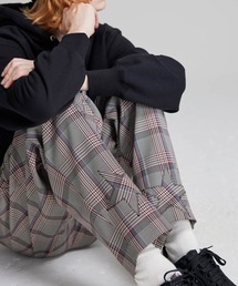 星型パッチワークワイドテーパードパンツ【レッドチェック】