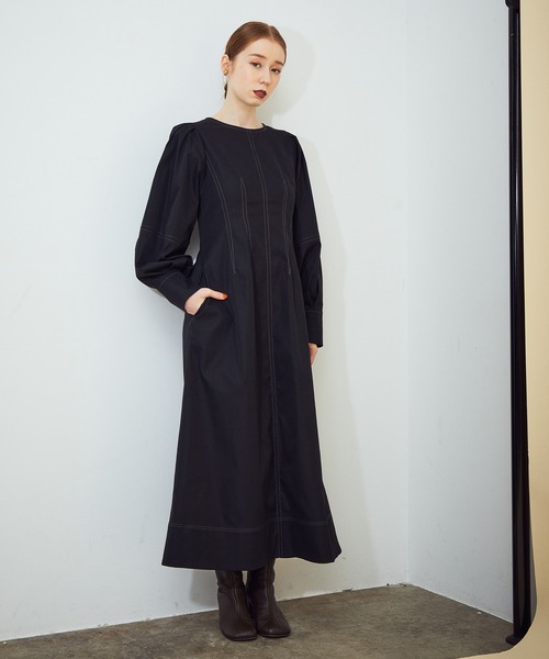 MADEMOISELLE ROPE'(マドモアゼル ロペ)の「バックシャーリングステッチワンピース(ワンピース・レディース・ブラック/ブラウン・38)」の20枚目の写真