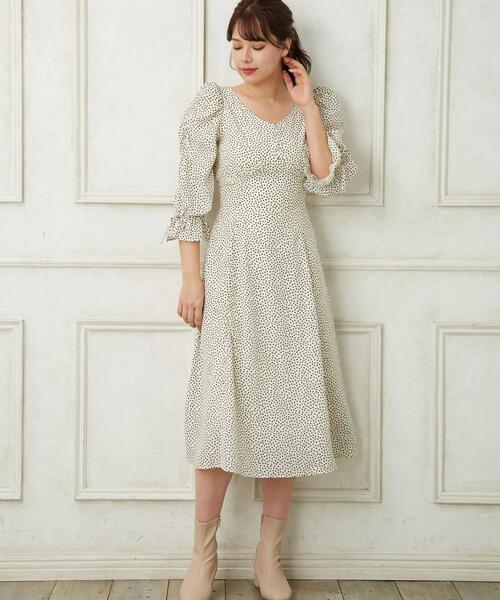 Allamanda(アラマンダ)の「胸切替パワショルワンピース(ワンピース・レディース・ブラウン/ホワイト×ブラック/ブラック×ホワイト/チェック・M)」の2枚目の写真
