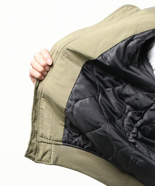 VIBGYOR（ヴィブジョー）の「VIBGYOR Select/ポリピーチMA-1（MA-1・メンズ・ブラック/カーキ/サックスブルー/ピンク/ミント/グレイッシュベージュ・MEDIUM/LARGE/X-LARGE）」の8枚目の写真