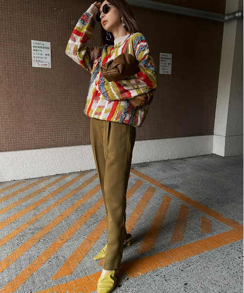 Ameri（アメリ）の「SQUAMOUS TEXTILE TAPERED PANTS（スラックス・レディース・ブラック/カーキ/オレンジ・SMALL/MEDIUM/X-SMALL）」の12枚目の写真