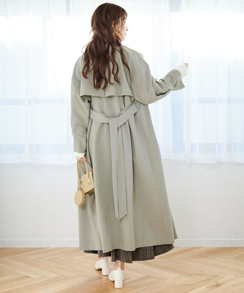 mysty woman(ミスティウーマン)の「花粉が落ちやすいうれしい機能も ユルロングトレンチコート 261887(トレンチコート・レディース・ベージュ/ライトカーキ・FREE)」の10枚目の写真