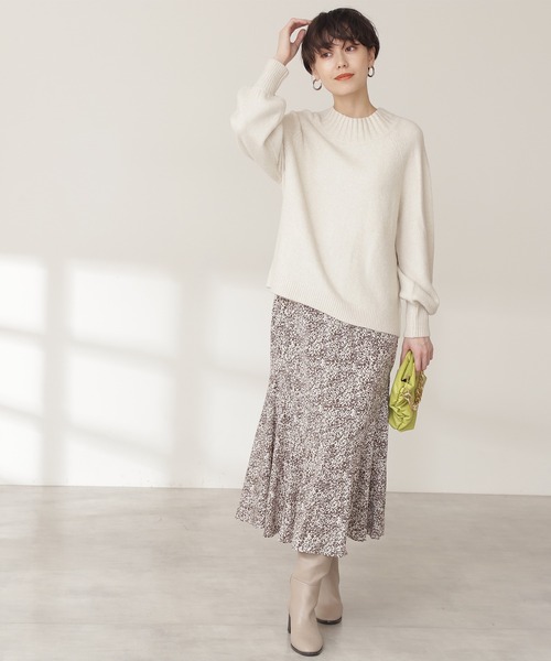 N.(N. Natural Beauty Basic)(エヌエヌナチュラルビューティーベーシック)の「◆ワイドネックニット(ニット/セーター・レディース・ベージュ/オフホワイト/イエロー・MEDIUM)」の5枚目の写真