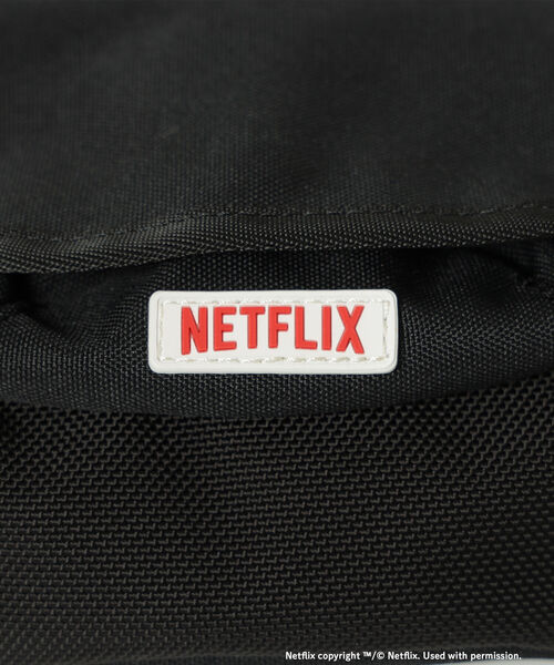 BEAMS(ビームス)の「Netflix × BEAMS / Body Bag(ボディバッグ/ウエストポーチ・メンズ・ブラック・FREE)」の6枚目の写真