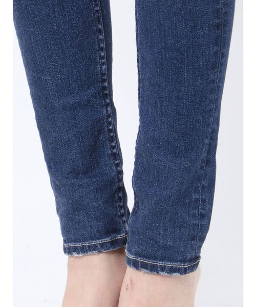 GYDA(ジェイダ)の「SIDE RIPPED スキニーデニムパンツ(デニムパンツ・レディース・ライトブルー/ブルー・LARGE/X-LARGE/X-SMALL/MEDIUM/SMALL)」の14枚目の写真
