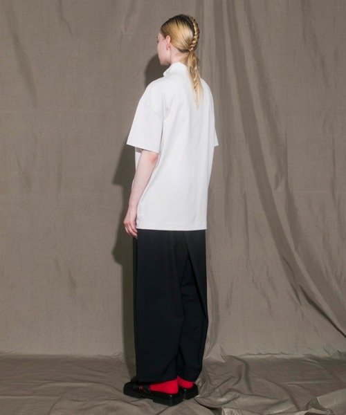 my beautiful landlet(マイビューティフルランドレット)の「【my beautiful landlet】 MERCERIZATION JERSEY MOCKNECK T-SHIRT(Tシャツ/カットソー・メンズ・ホワイト/ブラック/ベージュ/グレー/グリーン・1/0)」の13枚目の写真