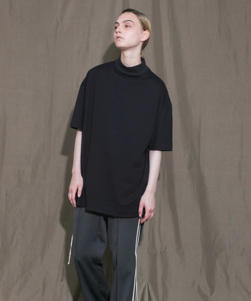 my beautiful landlet(マイビューティフルランドレット)の「【my beautiful landlet】 MERCERIZATION JERSEY MOCKNECK T-SHIRT(Tシャツ/カットソー・メンズ・ホワイト/ブラック/ベージュ/グレー/グリーン・1/0)」の6枚目の写真