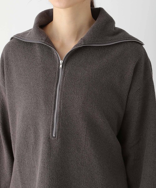 LEPSIM（レプシィム）の「ハーフZIPカットプルオーバー　271503（Tシャツ/カットソー・レディース・ブラウン/グレー/グレイッシュベージュ・FREE）」の4枚目の写真