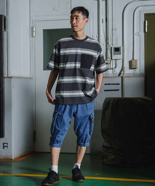 GORDON MILLER(ゴードンミラー)の「GORDON MILLER(ゴードンミラー)プレーティングボーダータクティカルポケットT(Tシャツ/カットソー・メンズ・チャコールグレー/ベージュ・M/L)」の6枚目の写真