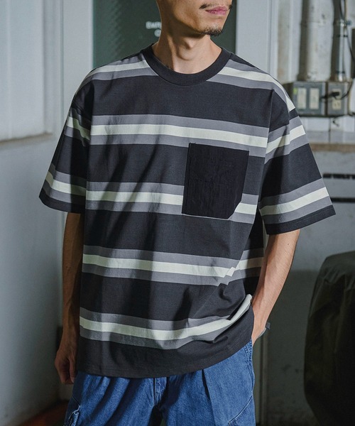 GORDON MILLER(ゴードンミラー)の「GORDON MILLER(ゴードンミラー)プレーティングボーダータクティカルポケットT(Tシャツ/カットソー・メンズ・チャコールグレー/ベージュ・M/L)」の9枚目の写真