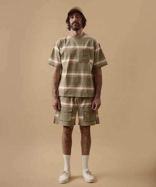 GORDON MILLER(ゴードンミラー)の「GORDON MILLER(ゴードンミラー)プレーティングボーダータクティカルポケットT(Tシャツ/カットソー・メンズ・チャコールグレー/ベージュ・M/L)」の5枚目の写真