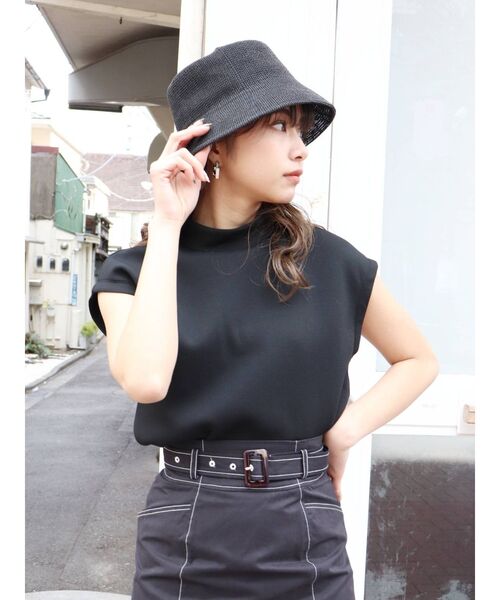 MURUA(ムルーア)の「スタンドネックフレンチスリーブトップス(Tシャツ/カットソー・レディース・ホワイト/ブラック/モカ・FREE)」の19枚目の写真