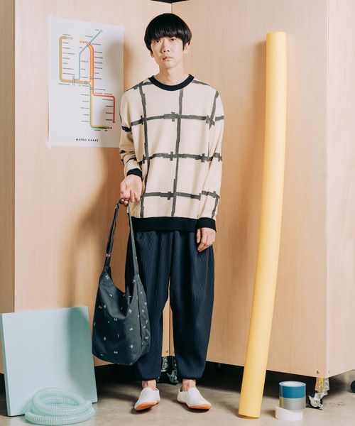 sneeuw（スニュウ）の「ビルディングJQプルオーバー（スウェット・レディース・ブラック/ベージュ・1/3）」の13枚目の写真