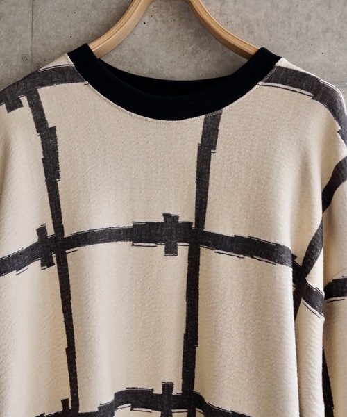 sneeuw（スニュウ）の「ビルディングJQプルオーバー（スウェット・レディース・ブラック/ベージュ・1/3）」の8枚目の写真