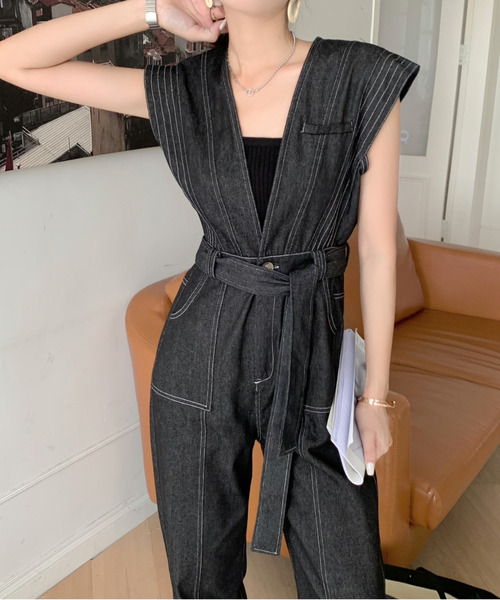 emi+（エミプラス）の「フレンチスリーブVネックデニムオールインワン/サロペット（サロペット/オーバーオール・レディース・ブラック/インディゴブルー/ブルー/ライトブルー・S/M）」の13枚目の写真