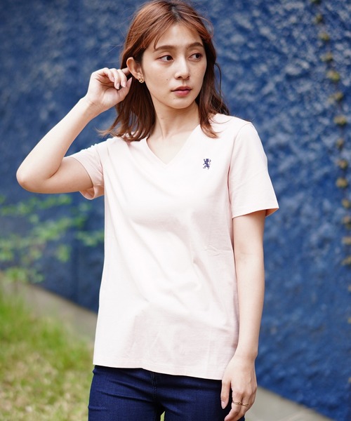GIORDANO（ジョルダーノ）の「[GIORDANO] ライオン刺繍Vネック半袖Tシャツ（Tシャツ/カットソー・レディース・ホワイト/ライトピンク/ホワイト系その他/カーキ/ブラック・SMALL/MEDIUM/LARGE/X-LARGE）」の5枚目の写真