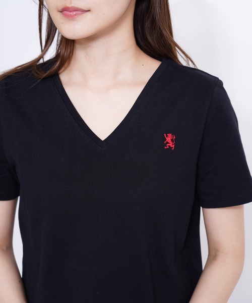 GIORDANO（ジョルダーノ）の「[GIORDANO] ライオン刺繍Vネック半袖Tシャツ（Tシャツ/カットソー・レディース・ホワイト/ライトピンク/ホワイト系その他/カーキ/ブラック・SMALL/MEDIUM/LARGE/X-LARGE）」の7枚目の写真