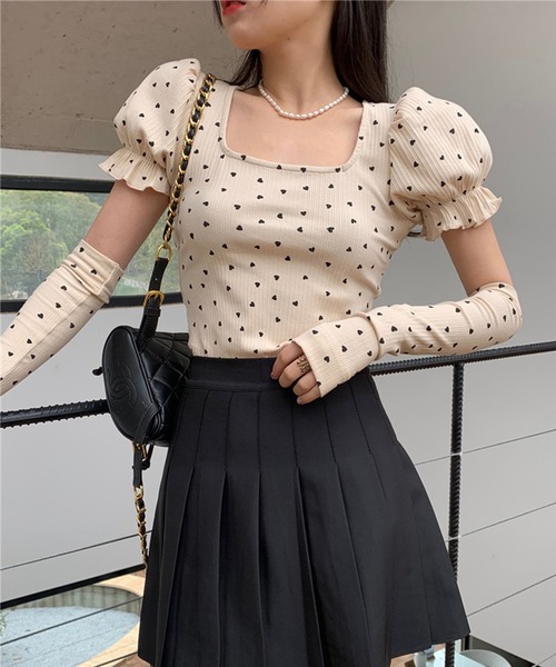 Jasmine Grandiflorum(ジャスミングランディフローラム)の「【Jasmine】アームカバーセットフレンチガーリーハート柄Tシャツ(シャツ/ブラウス・レディース・ベージュ・MEDIUM/SMALL)」の9枚目の写真