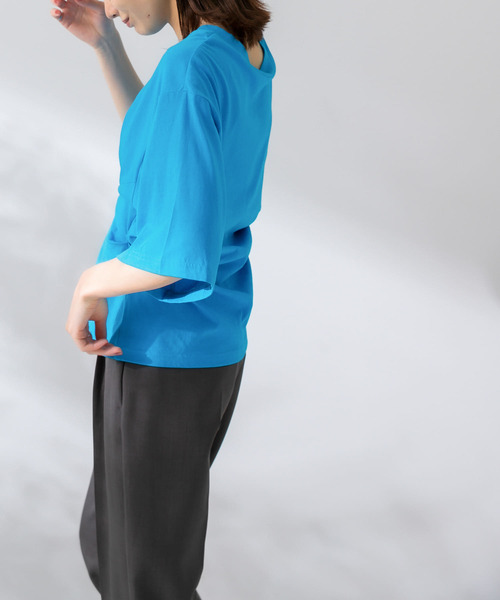 KBF（ケイビーエフ）の「2WAYクルーTシャツ（Tシャツ/カットソー・レディース・ホワイト/ブラック/ブルー・ONE）」の15枚目の写真