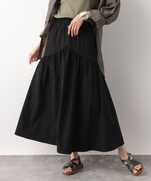GLOBAL WORK(グローバルワーク)の「ラウンドティアードスカート/297651(スカート・レディース・ブラック/カーキ/アイボリー・FREE)」の2枚目の写真