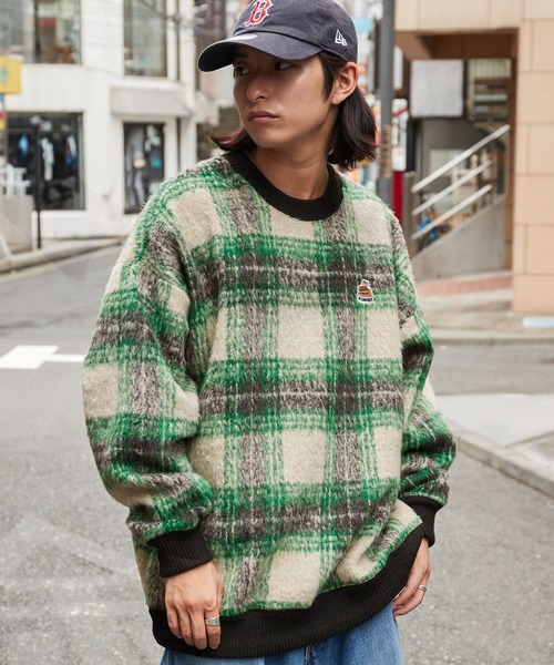 CONVERSE(コンバース)の「【CONVERSE/コンバース】クラーク志織 ワンポイントワッペン ジャガーチェックオーバーサイズスウェット(スウェット・メンズ・ライトグレー/ライトグリーン/イエロー/ダークグリーン/キャメル/グリーン・L/M)」の11枚目の写真