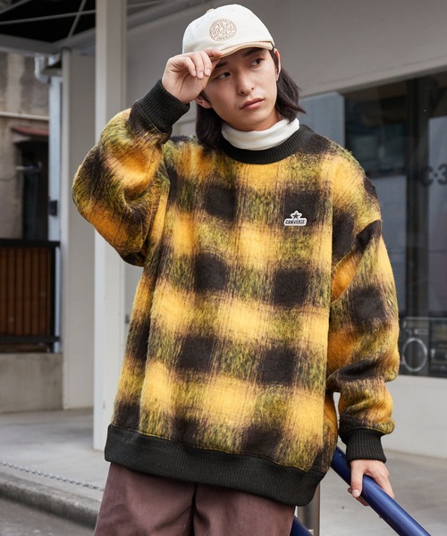 CONVERSE(コンバース)の「【CONVERSE/コンバース】クラーク志織 ワンポイントワッペン ジャガーチェックオーバーサイズスウェット(スウェット・メンズ・ライトグレー/ライトグリーン/イエロー/ダークグリーン/キャメル/グリーン・L/M)」の17枚目の写真