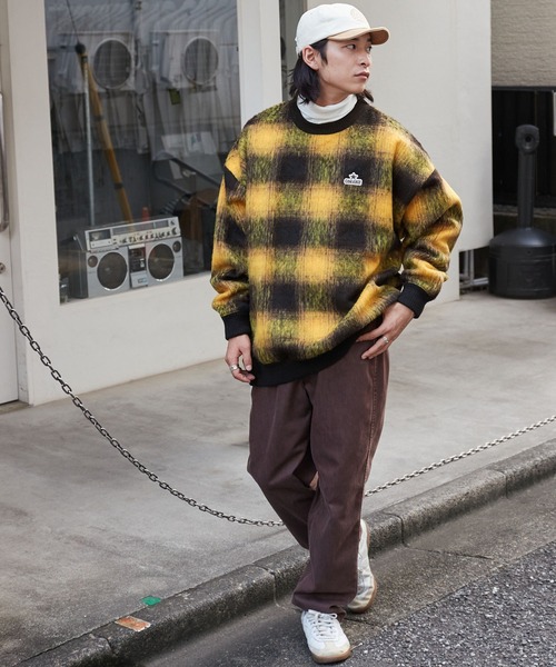 CONVERSE(コンバース)の「【CONVERSE/コンバース】クラーク志織 ワンポイントワッペン ジャガーチェックオーバーサイズスウェット(スウェット・メンズ・ライトグレー/ライトグリーン/イエロー/ダークグリーン/キャメル/グリーン・L/M)」の21枚目の写真