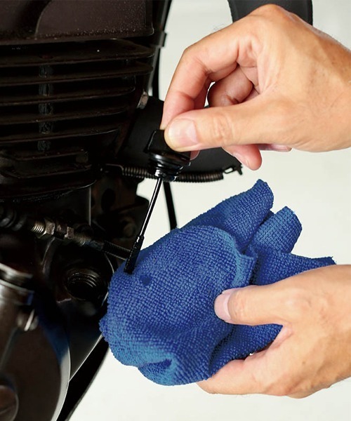 DULTON（ダルトン）の「MICROFIBER CLOTH /マイクロファイバークロス（掃除グッズ・メンズ・ホワイト/ネイビー/グレー/レッド/オリーブ・FREE）」の7枚目の写真