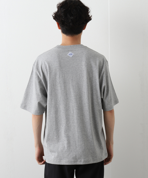 417 EDIFICE（フォーワンセブンエディフィス）の「【GO-PFOR / ゴー・ファー】別注 ボックスプリント Tシャツ（Tシャツ/カットソー・メンズ・ブラック/ホワイト/グレー・SMALL/MEDIUM/LARGE）」の7枚目の写真