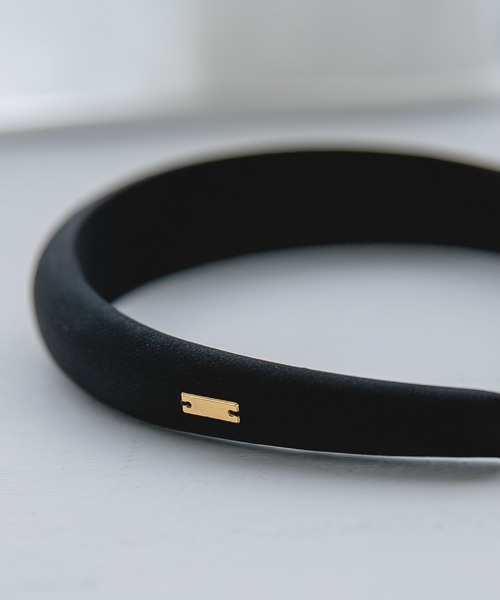 A part by（アパートバイ）の「【e/rm】サテンパフカチューシャ　157725（カチューシャ・レディース・ブラウン/ブラック・FREE）」の4枚目の写真