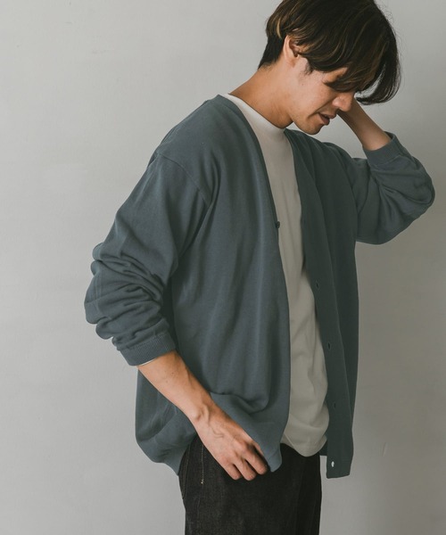 URBAN RESEARCH DOORS(アーバンリサーチドアーズ)の「強撚Vネックカーディガン(カーディガン/ボレロ・メンズ・ネイビー/グレー/ブラウン系その他/ブルー系その他・MEDIUM/LARGE)」の17枚目の写真