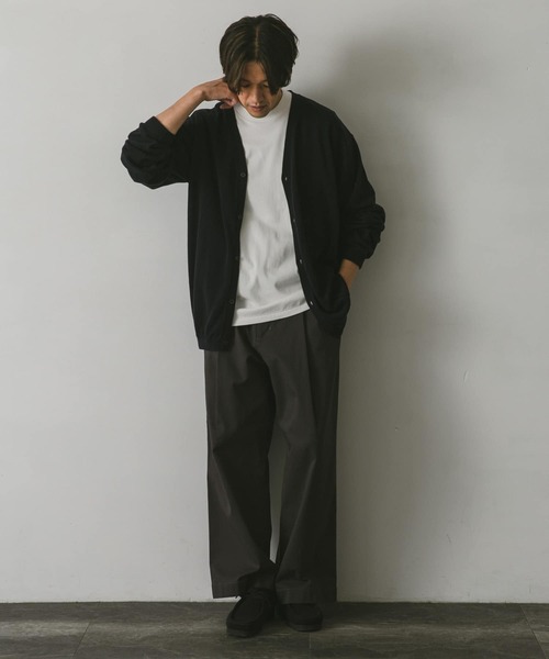 URBAN RESEARCH DOORS(アーバンリサーチドアーズ)の「強撚Vネックカーディガン(カーディガン/ボレロ・メンズ・ネイビー/グレー/ブラウン系その他/ブルー系その他・MEDIUM/LARGE)」の7枚目の写真