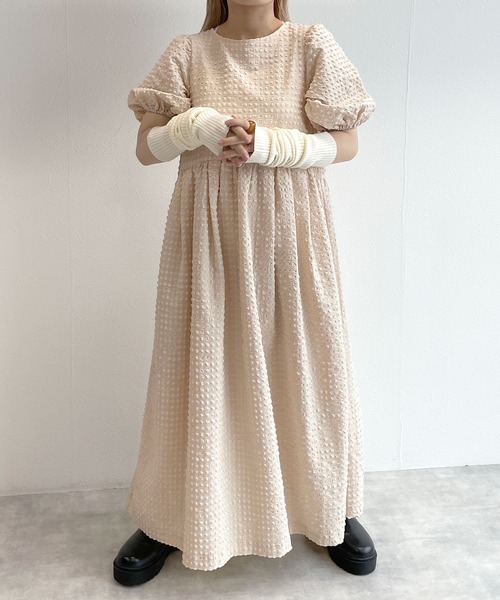 w closet（ダブルクローゼット）の「バックリボンパフスリーブ