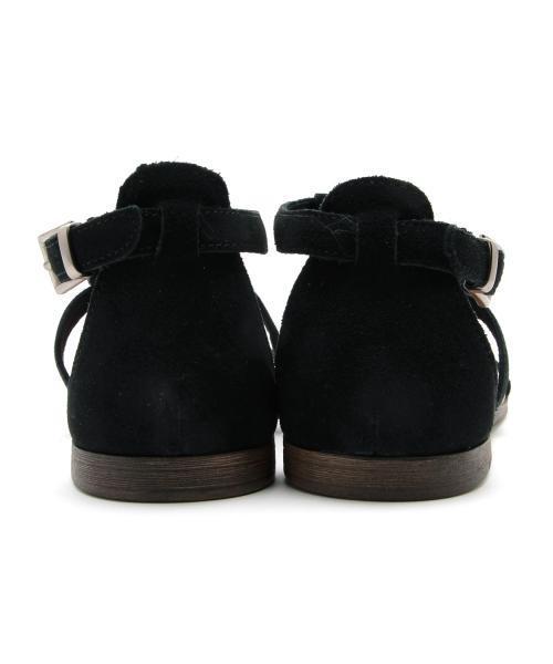 Minnetonka（ミネトンカ）の「MINNETONKA / フロントフリンジ サンダル（サンダル・レディース・ブラック/ブラウン・8/6/7/5）」の4枚目の写真