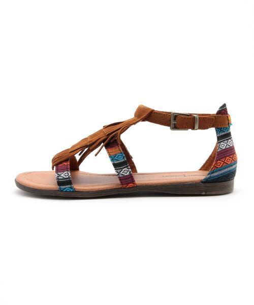 Minnetonka（ミネトンカ）の「MINNETONKA / フロントフリンジ サンダル（サンダル・レディース・ブラック/ブラウン・8/6/7/5）」の16枚目の写真